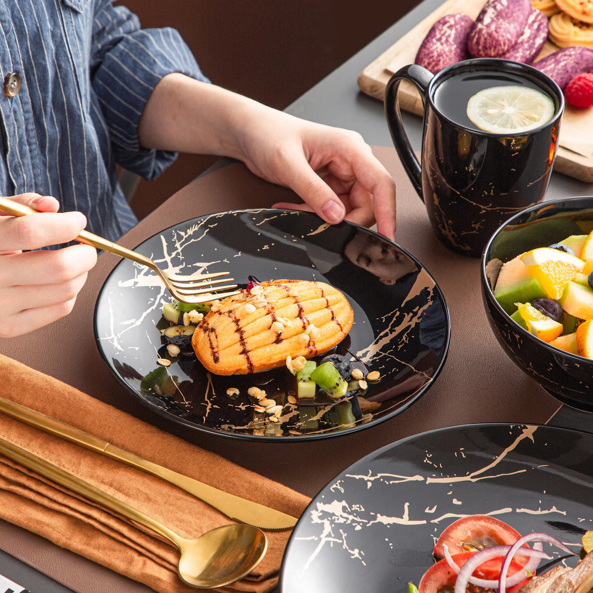 Malacasa Gold Splash Modern Porcelain Dinnerware Set